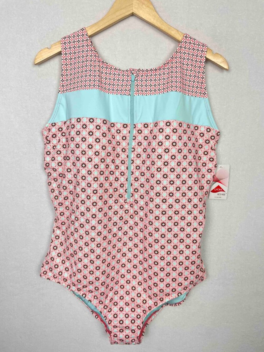 Lands End NWT Zipper Front Full Coverage Sporty One Piece Swim Womens Size 2X